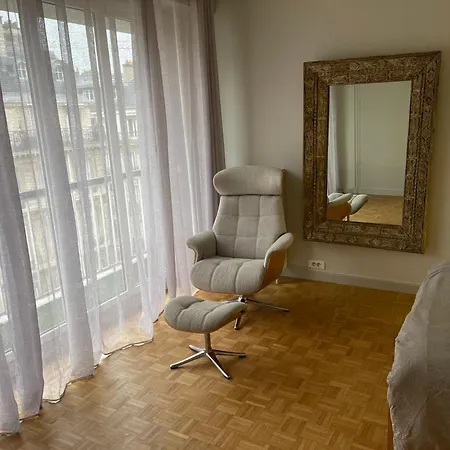 Triangle D Or Champs Elysee Appartement